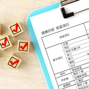健康診断の聴力検査でわかること〜「所見あり」の意味と正しい対処法